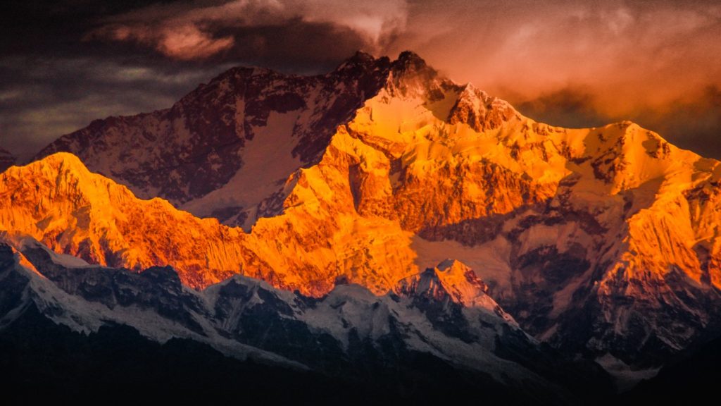 Kangchenjunga Mountain Field Guide kangchenjunga-mountain-field-guide