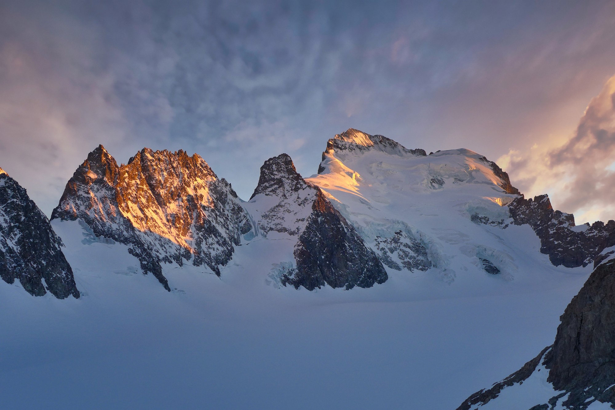 barre-des-crins-mountain-field-guide